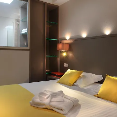 Seventeen Aparthotel Valbonne