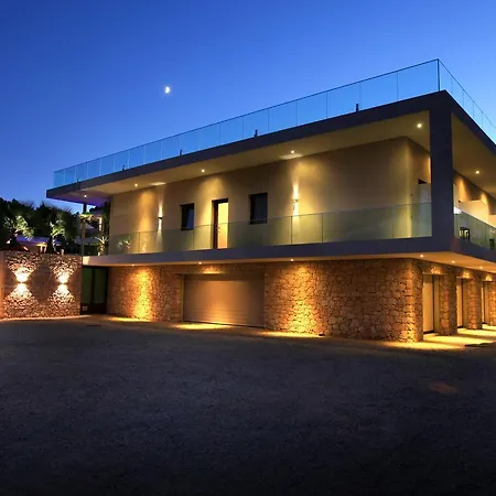 Seventeen 4* Valbonne